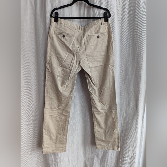 H&M Khakis Button Fly - Picture 2 of 6